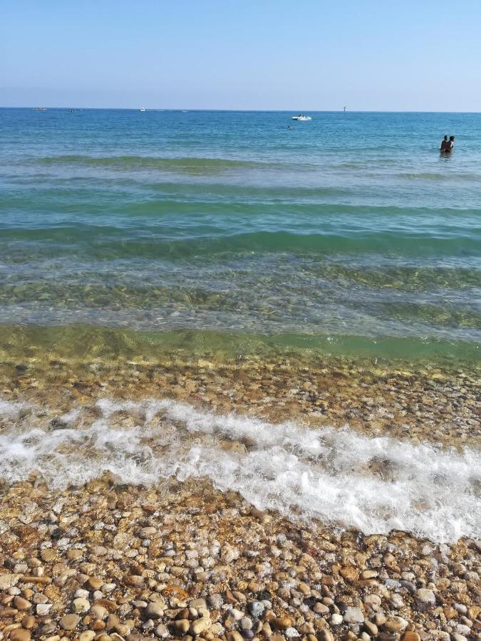 Il Respiro Del Mare Bed & Breakfast Casalbordino Exterior photo